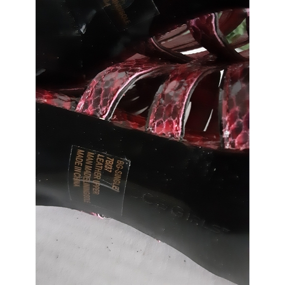 Bcbgeneration "Single" Strappy Snake Embossed Pump - Picture 15 of 16